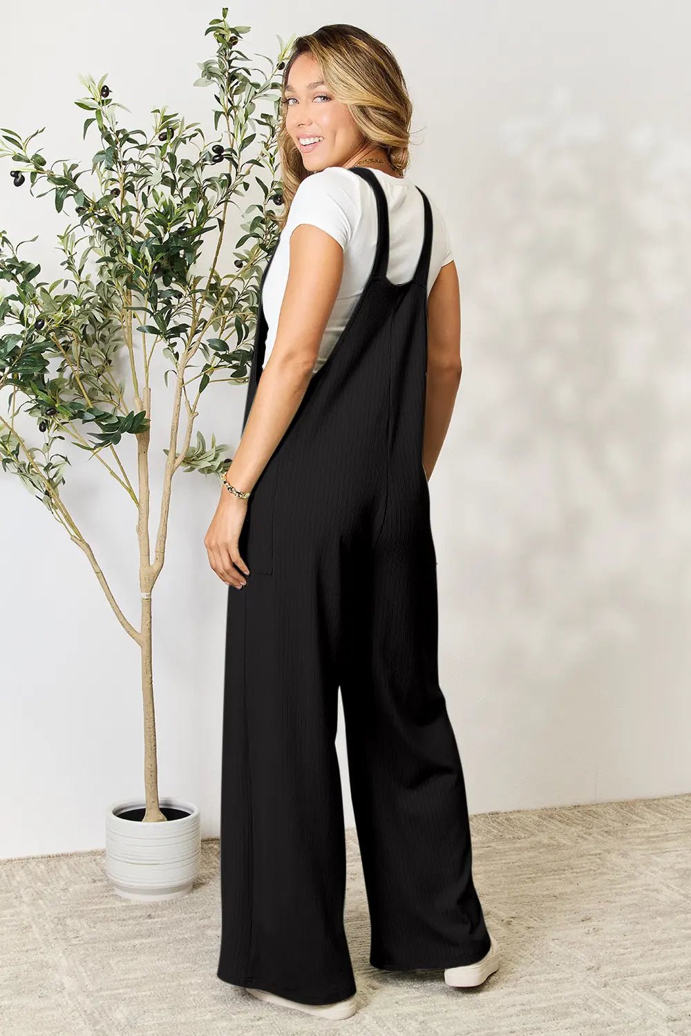Double Take Full Size Wide Strap Overall with Pockets - DicartluzeDicartluzea11e4f206a8940c78a20cfbd6affe759 - Max