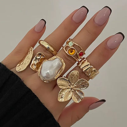 A New, Fashionable And Exaggerated Baroque imitation Pearl Retro Floral 6-piece Open Women's Ring set From Europe And America, S