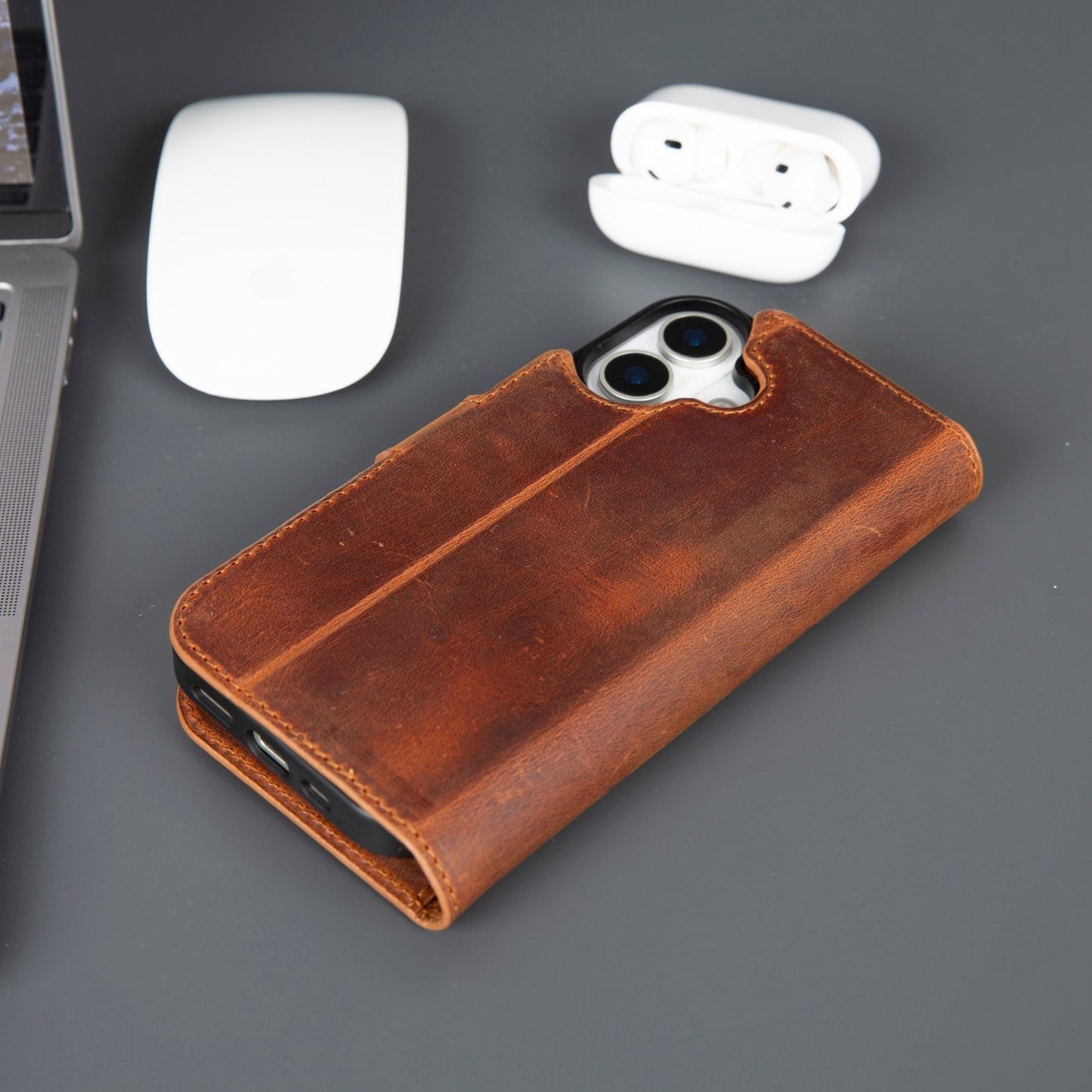 Casper iPhone 17 Leather Wallet Case – MagSafe Compatible-1