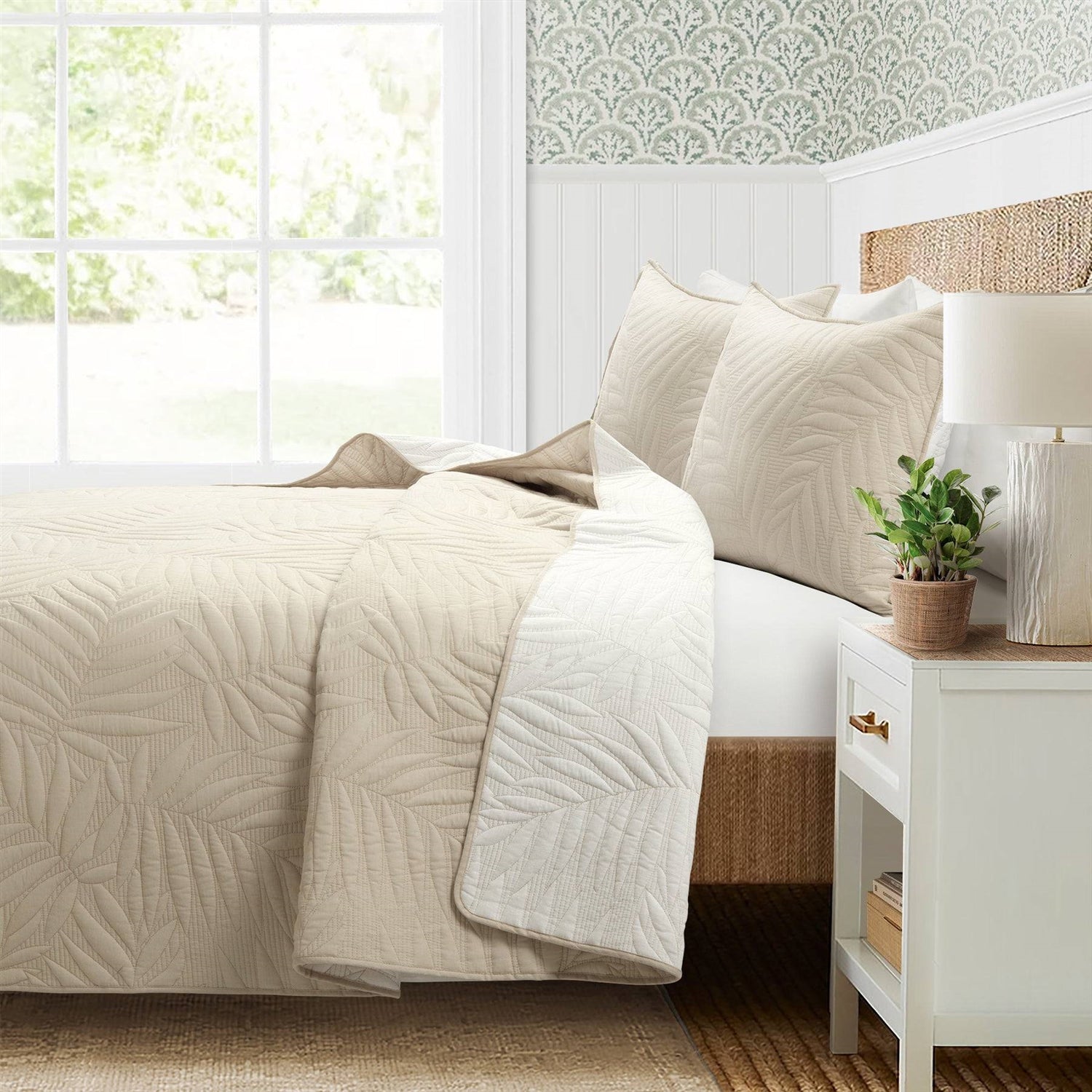 Full/Queen Lightweight Fern Leaf Reversible 3 - PC White Beige Cotton Quilt Set - DicartluzeBedroom > Quilts & BlanketsDicartluzeFull/Queen Lightweight Fern Leaf Reversible 3 - PC White Beige Cotton Quilt Set