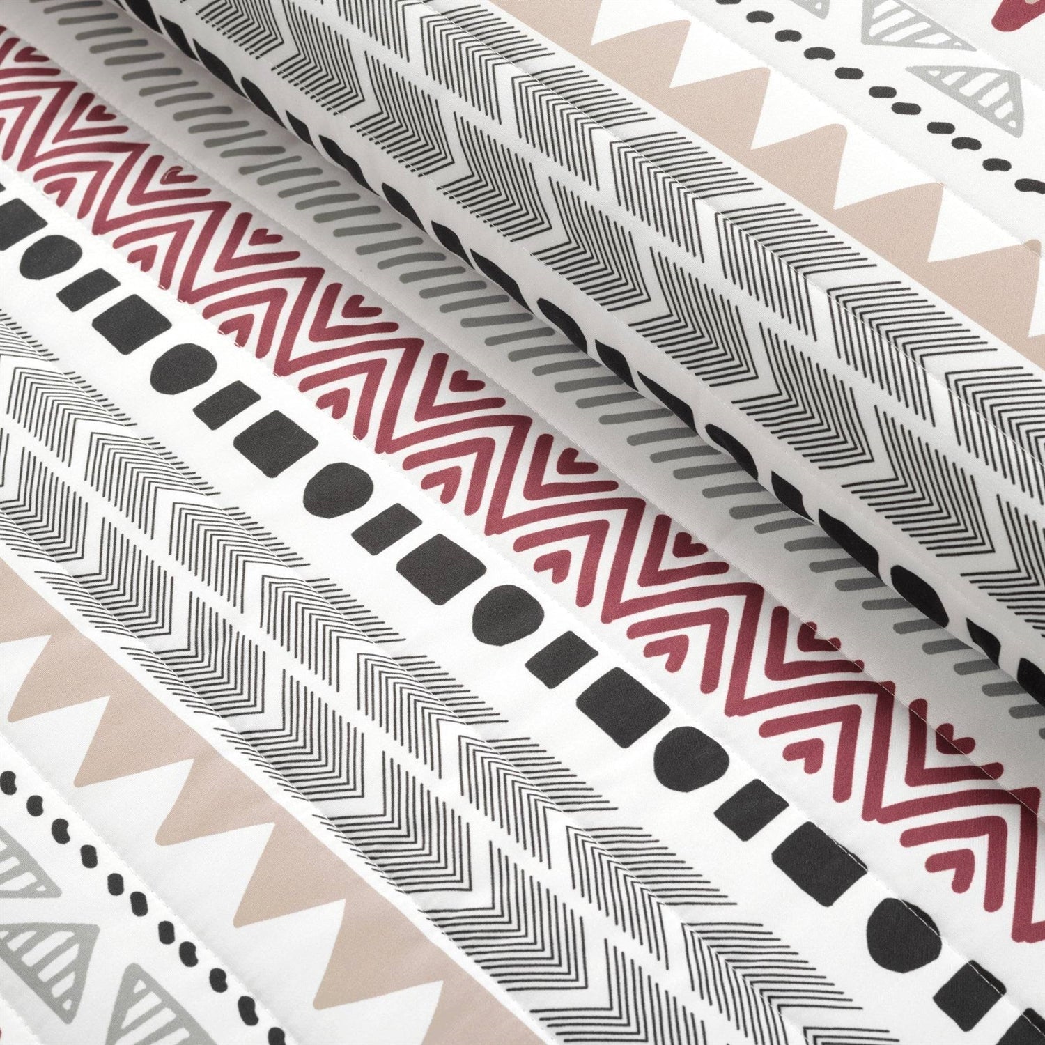 Full/Queen Lightweight Rustic Red Chevron Stripe Reversible 3 Piece Quilt Set - DicartluzeBedroom > Quilts & BlanketsDicartluzeFull/Queen Lightweight Rustic Red Chevron Stripe Reversible 3 Piece Quilt Set