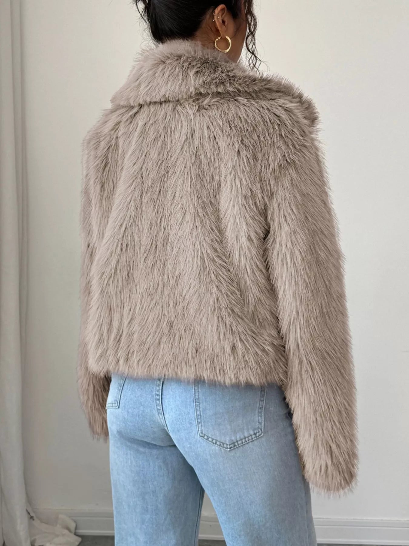 Fuzzy Zip Up Cropped Outerwear - DicartluzeDicartluze320f6f15 - 84d5 - 4d03 - 8af3 - 0ea48e77c4a7 - Max - Origin