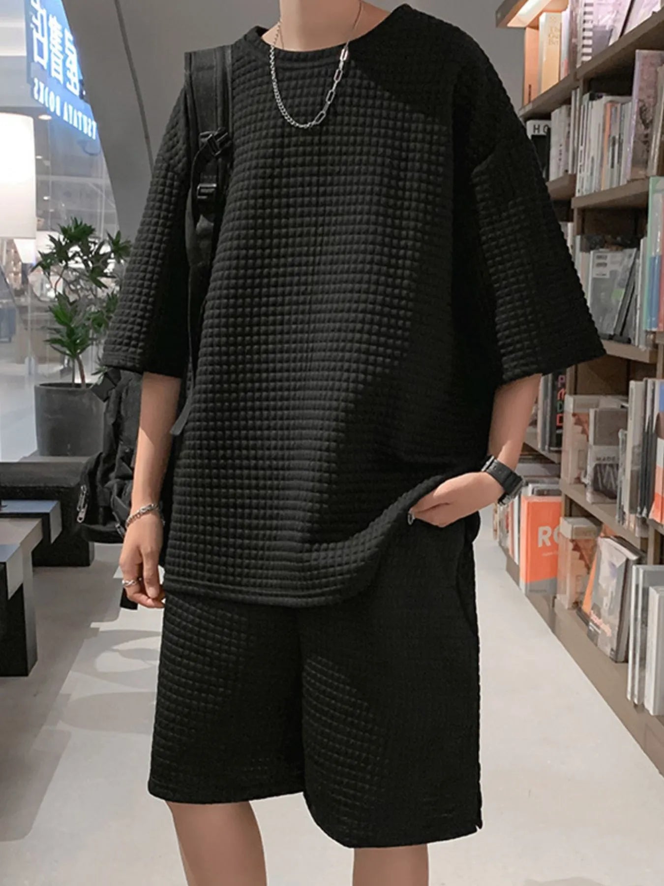 Men's Textured Short Sleeve T-Shirt and Shorts Set - DicartluzeDicartluze531da081 - 75b2 - 441c - 8d1f - 86c25724104a - Max - Origin